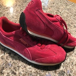 Puma Sneakers